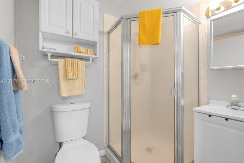 Condo in Delray Beach, Florida, 2 bedrooms  № 1992058 - photo 20