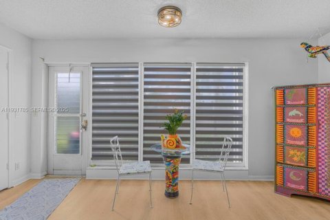 Condo in Delray Beach, Florida, 2 bedrooms  № 1992058 - photo 10