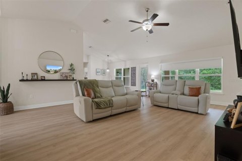 Villa ou maison à vendre à Homosassa, Floride: 4 chambres, 200.67 m2 № 2352435 - photo 25