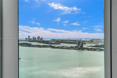 Copropriété à vendre à Miami, Floride: 2 chambres, 88.72 m2 № 2012121 - photo 26