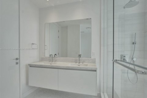 Copropriété à vendre à Miami, Floride: 2 chambres, 88.72 m2 № 2012121 - photo 20