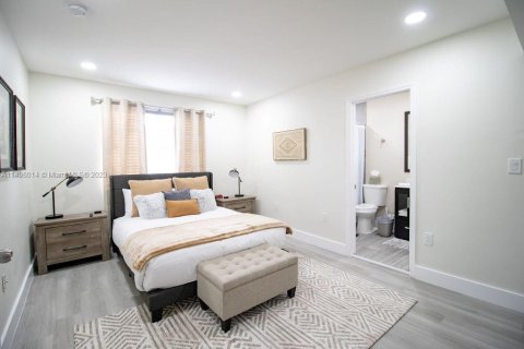 Adosado en alquiler en Cutler Bay, Florida, 2 dormitorios, 102.19 m2 № 1938098 - foto 12