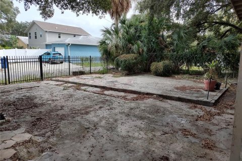 Casa en alquiler en Tampa, Florida, 5 dormitorios, 156.35 m2 № 1795631 - foto 15