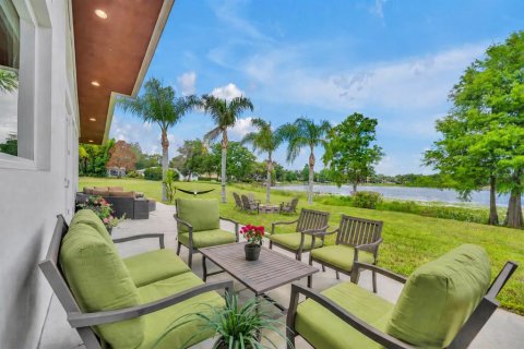 House in Winter Park, Florida 3 bedrooms, 229.19 sq.m. № 2100179 - photo 27