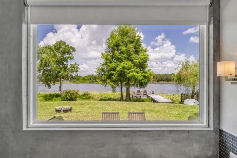 House in Winter Park, Florida 3 bedrooms, 229.19 sq.m. № 2100179 - photo 17
