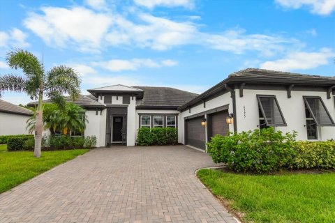 Casa en Sarasota, Florida 4 dormitorios, 224.64 m2 № 2157576