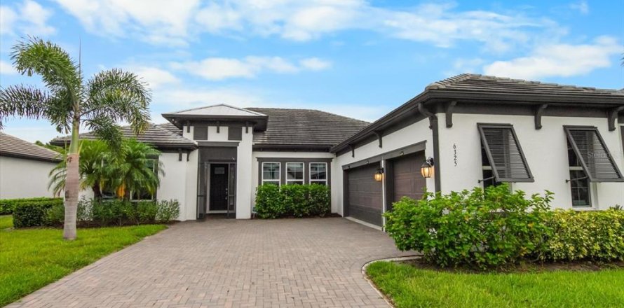 Casa en Sarasota, Florida 4 dormitorios, 224.64 m2 № 2157576
