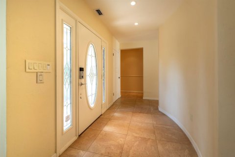 Casa en venta en Fort Lauderdale, Florida, 3 dormitorios, 252.51 m2 № 2343838 - foto 5
