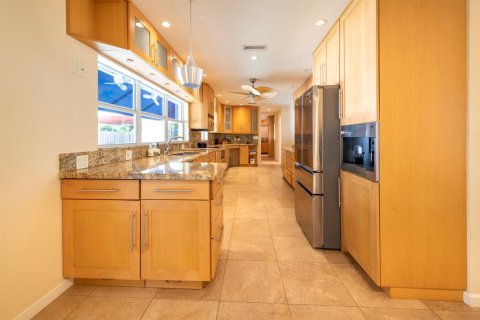 Casa en venta en Fort Lauderdale, Florida, 3 dormitorios, 252.51 m2 № 2343838 - foto 17