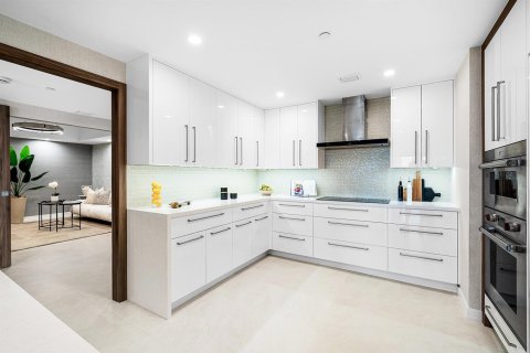 Condo in Boca Raton, Florida, 2 bedrooms № 2081698 - photo 4