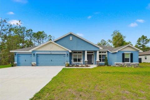 House in Weeki Wachee, Florida 4 bedrooms, 201.51 sq.m. № 2106446