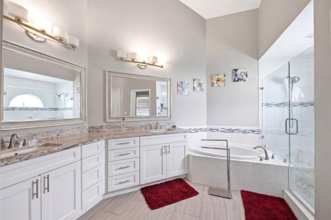 Casa en venta en Valrico, Florida, 5 dormitorios, 335.28 m2 № 2223469 - foto 23
