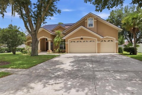 Casa en Valrico, Florida 5 dormitorios, 335.28 m2 № 2223469