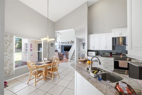 Casa en venta en Valrico, Florida, 5 dormitorios, 335.28 m2 № 2223469 - foto 13