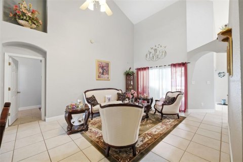 Casa en venta en Valrico, Florida, 5 dormitorios, 335.28 m2 № 2223469 - foto 11