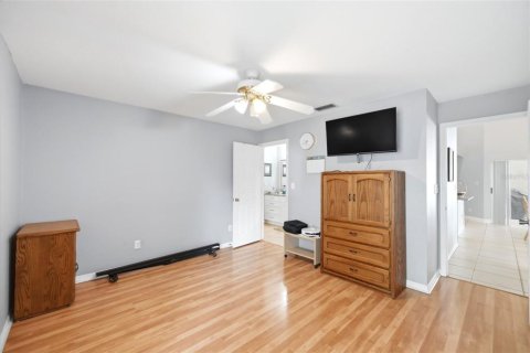 Casa en venta en Valrico, Florida, 5 dormitorios, 335.28 m2 № 2223469 - foto 28