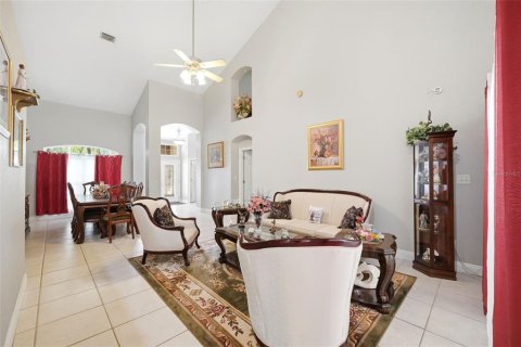 Casa en venta en Valrico, Florida, 5 dormitorios, 335.28 m2 № 2223469 - foto 10