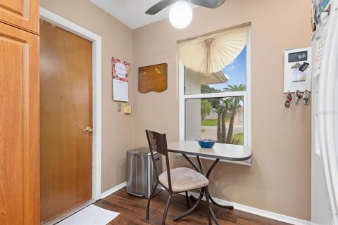 House in Punta Gorda, Florida 2 bedrooms, 99.59 sq.m. № 1906058 - photo 8