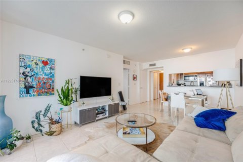 Appartement à louer à Miami, Floride: 1 chambre, 72 m2 № 1983771 - photo 7