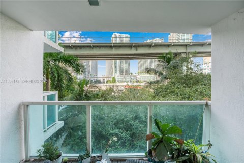 Appartement à louer à Miami, Floride: 1 chambre, 72 m2 № 1983771 - photo 22