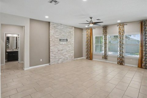 Casa en venta en Orlando, Florida, 4 dormitorios, 289.11 m2 № 2410063 - foto 6