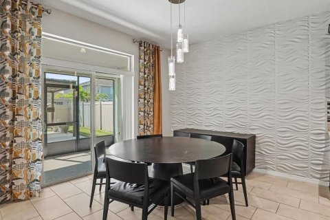 Casa en venta en Orlando, Florida, 4 dormitorios, 289.11 m2 № 2410063 - foto 16