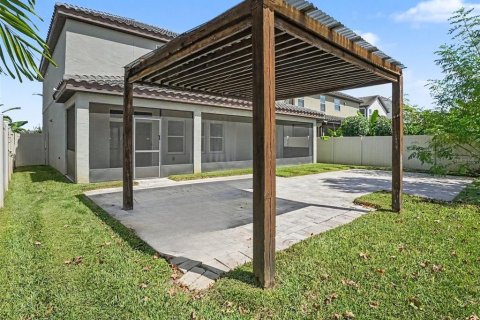 Casa en venta en Orlando, Florida, 4 dormitorios, 289.11 m2 № 2410063 - foto 2