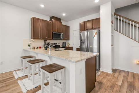 Townhouse in TOHOQUA in Kissimmee, Florida 3 bedrooms, 141.95 sq.m. № 2423839 - photo 7