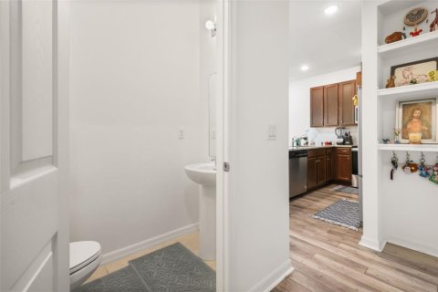 Townhouse in TOHOQUA in Kissimmee, Florida 3 bedrooms, 141.95 sq.m. № 2423839 - photo 10
