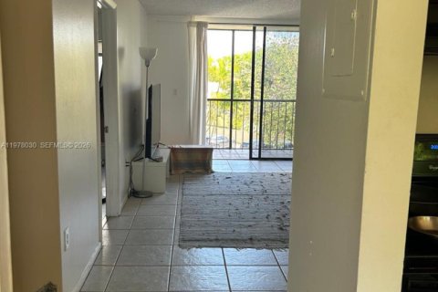 Снять в аренду кондоминиум в Майами, Флорида 1 спальня, 65.5м2, № 2042584 - фото 12