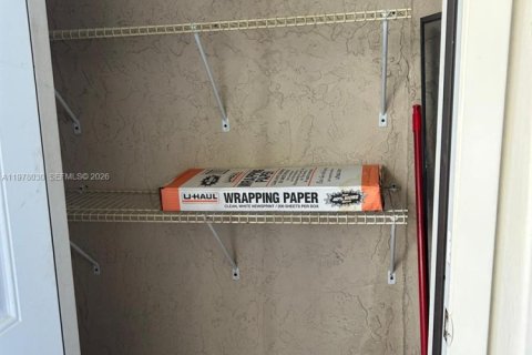 Снять в аренду кондоминиум в Майами, Флорида 1 спальня, 65.5м2, № 2042584 - фото 15