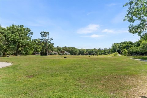 Condo in Gainesville, Florida, 1 bedroom № 2103068 - photo 26