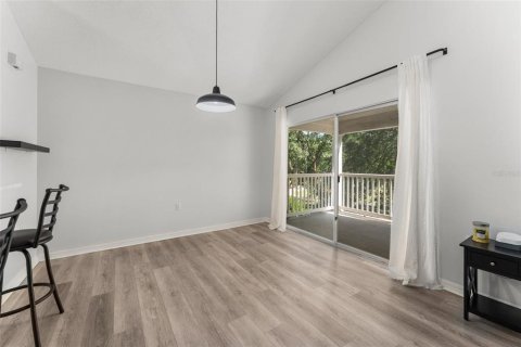 Condo in Gainesville, Florida, 1 bedroom № 2103068 - photo 20