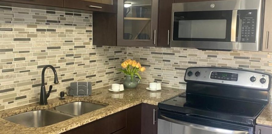 Touwnhouse à West Palm Beach, Floride 2 chambres, 117.43 m2 № 2390121