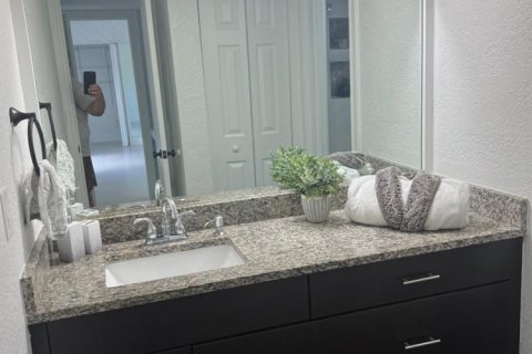 Touwnhouse à louer à West Palm Beach, Floride: 2 chambres, 117.43 m2 № 2390121 - photo 6