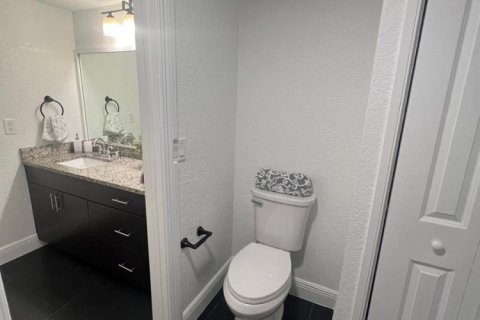 Touwnhouse à louer à West Palm Beach, Floride: 2 chambres, 117.43 m2 № 2390121 - photo 7