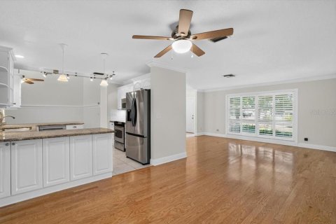 Villa ou maison à vendre à Bradenton, Floride: 3 chambres, 160.07 m2 № 2416901 - photo 12