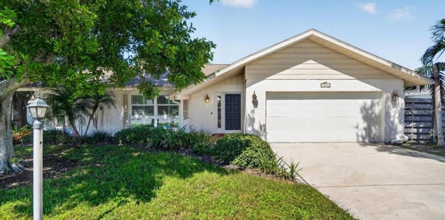 Villa ou maison à Bradenton, Floride 3 chambres, 160.07 m2 № 2416901
