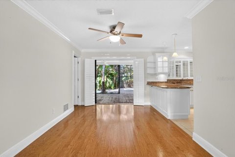 Villa ou maison à vendre à Bradenton, Floride: 3 chambres, 160.07 m2 № 2416901 - photo 9
