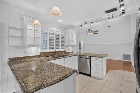 Villa ou maison à vendre à Bradenton, Floride: 3 chambres, 160.07 m2 № 2416901 - photo 15