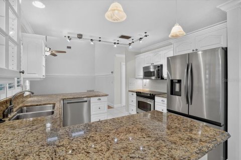 Villa ou maison à vendre à Bradenton, Floride: 3 chambres, 160.07 m2 № 2416901 - photo 14