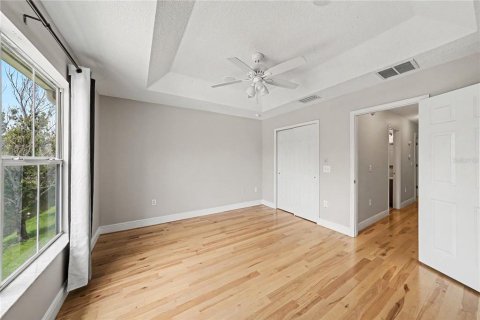 Townhouse in Tampa, Florida 2 bedrooms, 108.51 sq.m. № 2196945 - photo 4