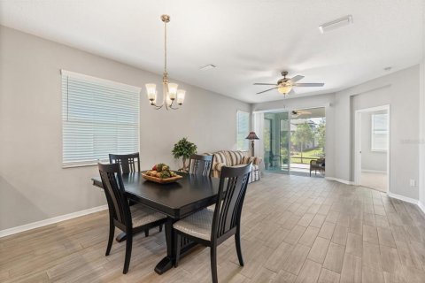 Villa ou maison à vendre à Bradenton, Floride: 2 chambres, 135.82 m2 № 1580577 - photo 16