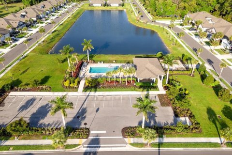 Villa ou maison à vendre à Bradenton, Floride: 2 chambres, 135.82 m2 № 1580577 - photo 2
