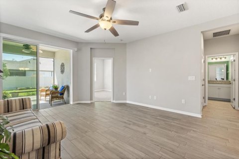 Villa ou maison à vendre à Bradenton, Floride: 2 chambres, 135.82 m2 № 1580577 - photo 19