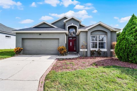 Casa en alquiler en Davenport, Florida, 4 dormitorios, 171.4 m2 № 1908798 - foto 1