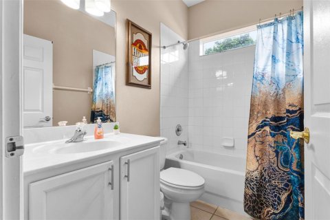 House in Davenport, Florida 4 bedrooms, 171.4 sq.m. № 1908798 - photo 25