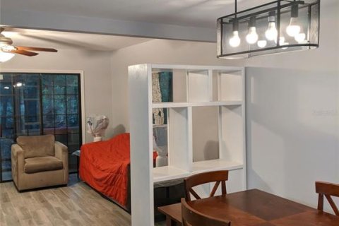 Townhouse in Gainesville, Florida 3 bedrooms, 127.28 sq.m. № 1765528 - photo 11