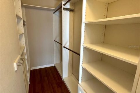 Снять в аренду таунхаус в Тампа, Флорида 2 комнаты, 81.85м2, № 2107466 - фото 12