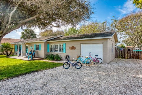 House in Saint Augustine, Florida 3 bedrooms, 109.62 sq.m. № 1569346 - photo 1
